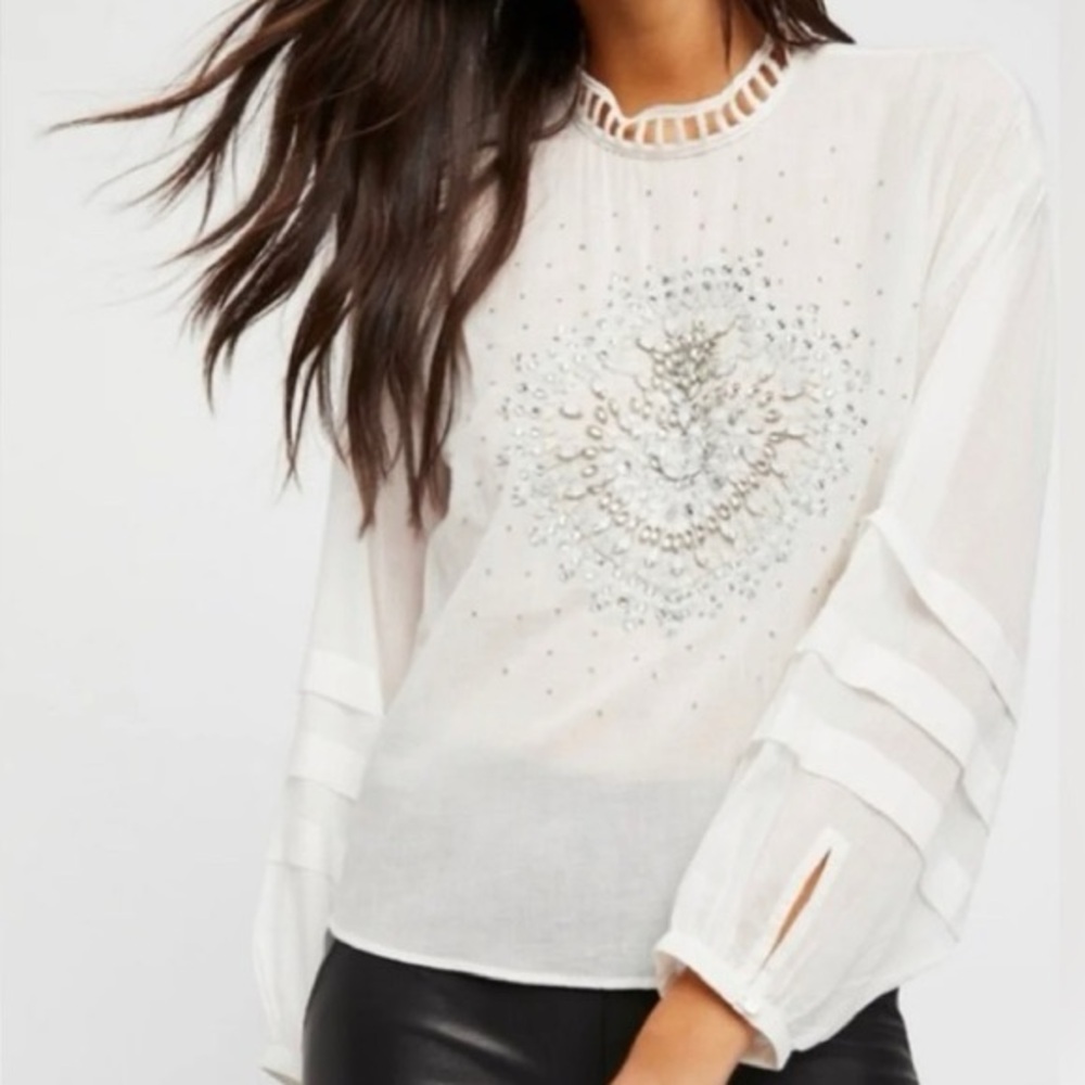 FREE PEOPLE Heart of Gold Blouse White Embellished Cutout-Neck Blouse size large - Picture 3 of 14